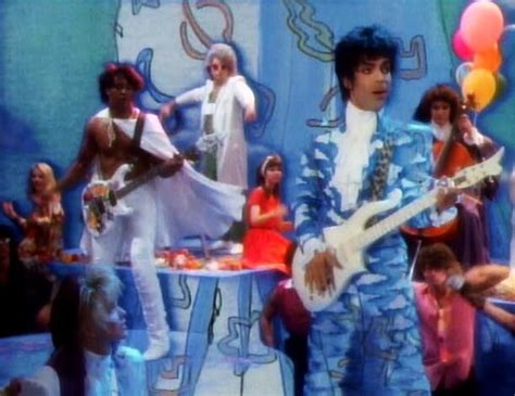 Prince & The Revolution - Raspberry Beret (Official Music Video) Prince 65M views 6 years ago For more see my Instagram …